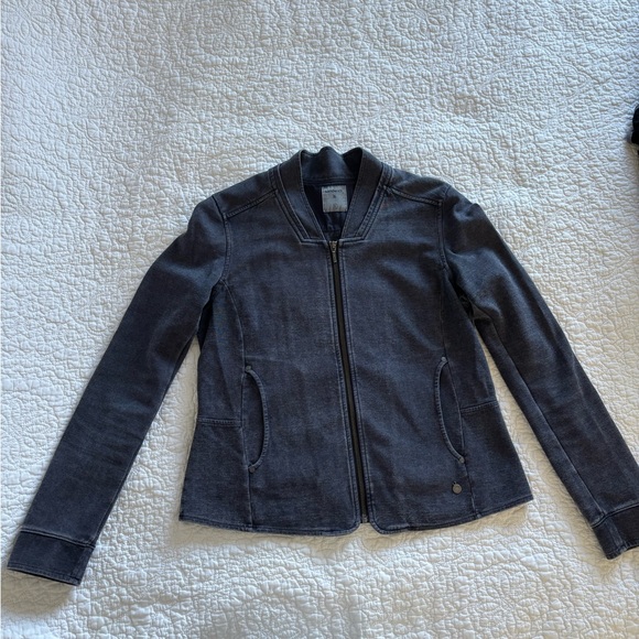 Stylish Women's Dark Gray Denim Jacket - Picture 1 of 8
